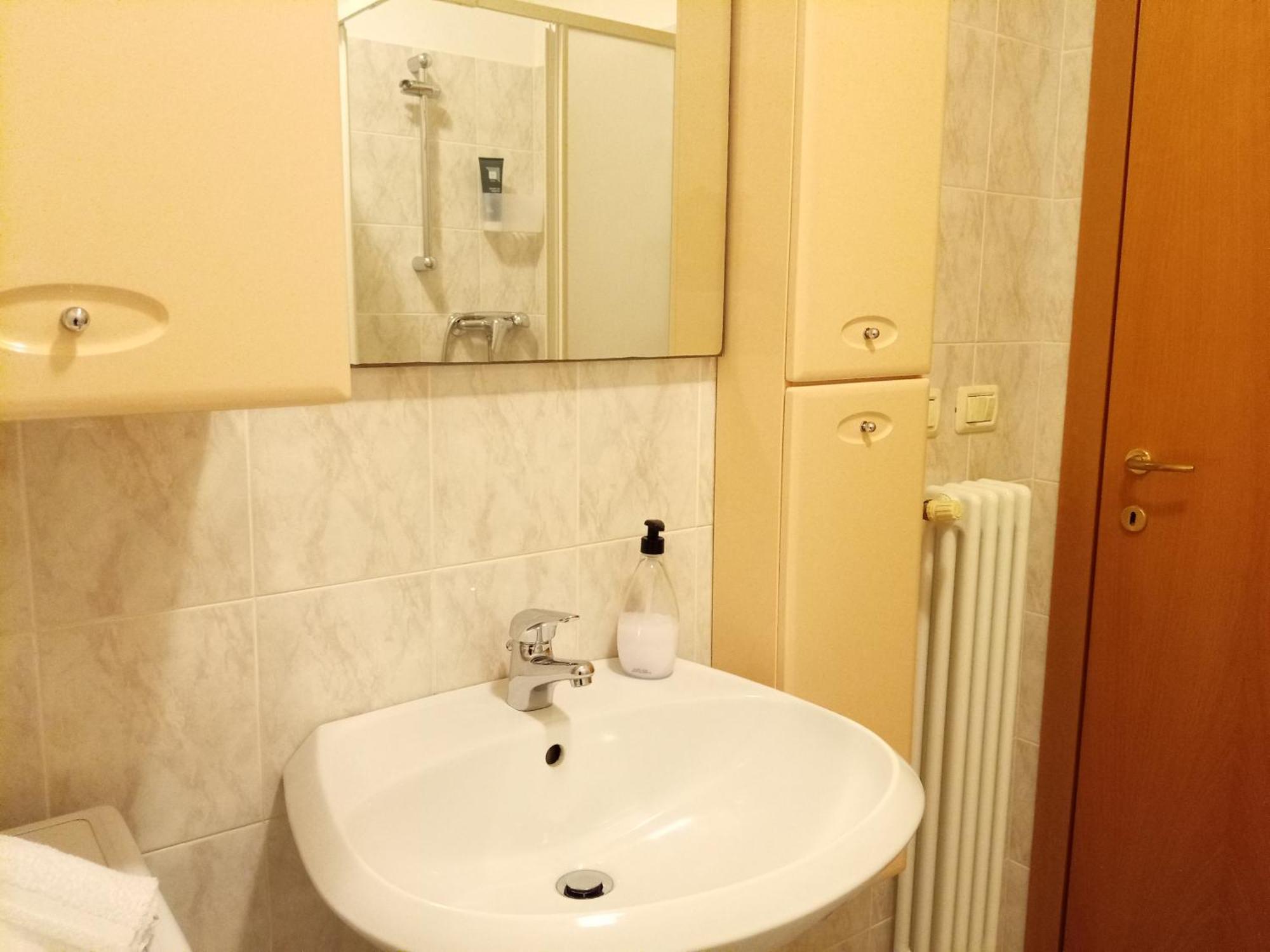 Appartamento Che Vista! Affittacamere Mombaroccio Dış mekan fotoğraf