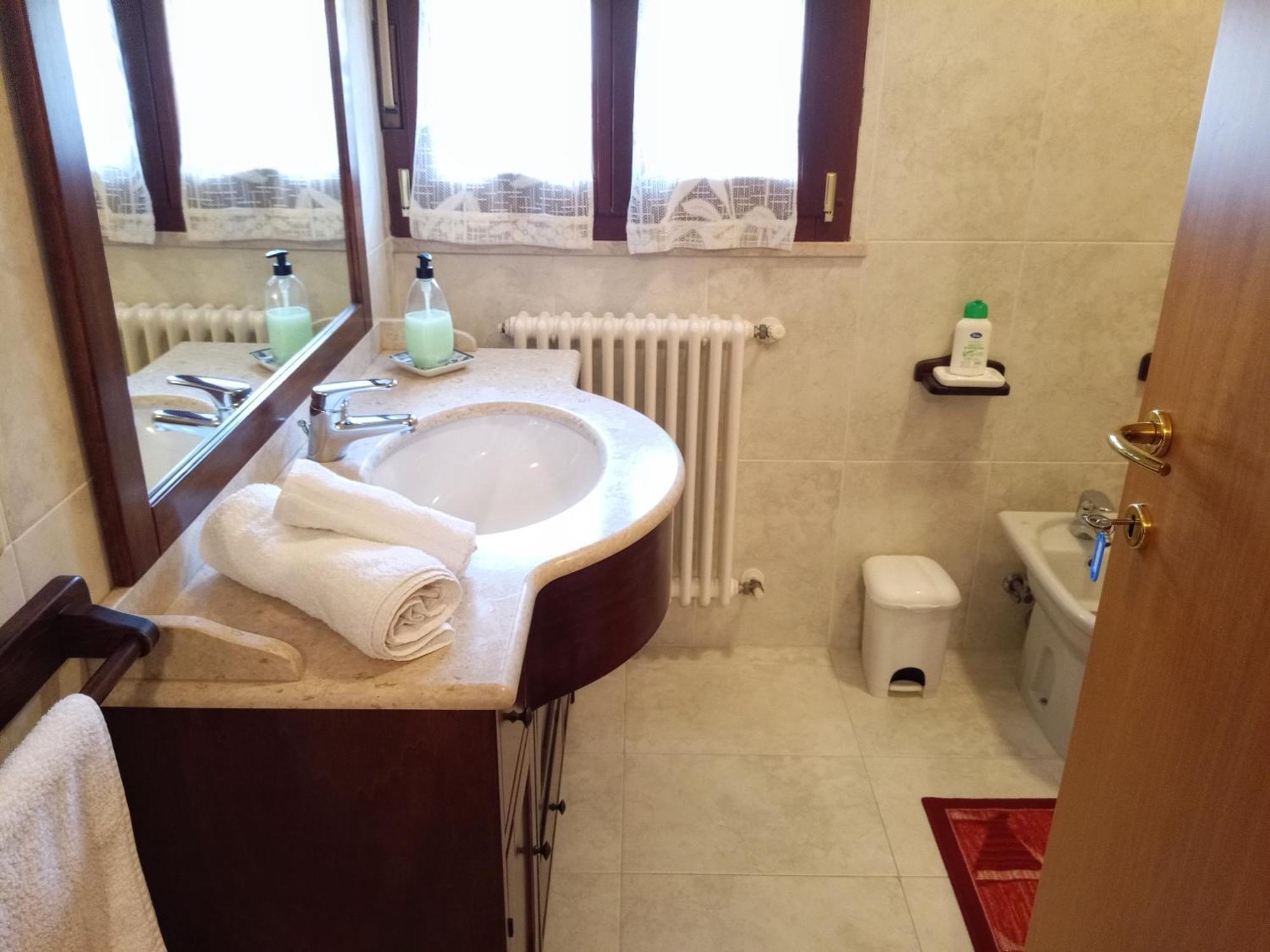 Appartamento Che Vista! Affittacamere Mombaroccio Dış mekan fotoğraf