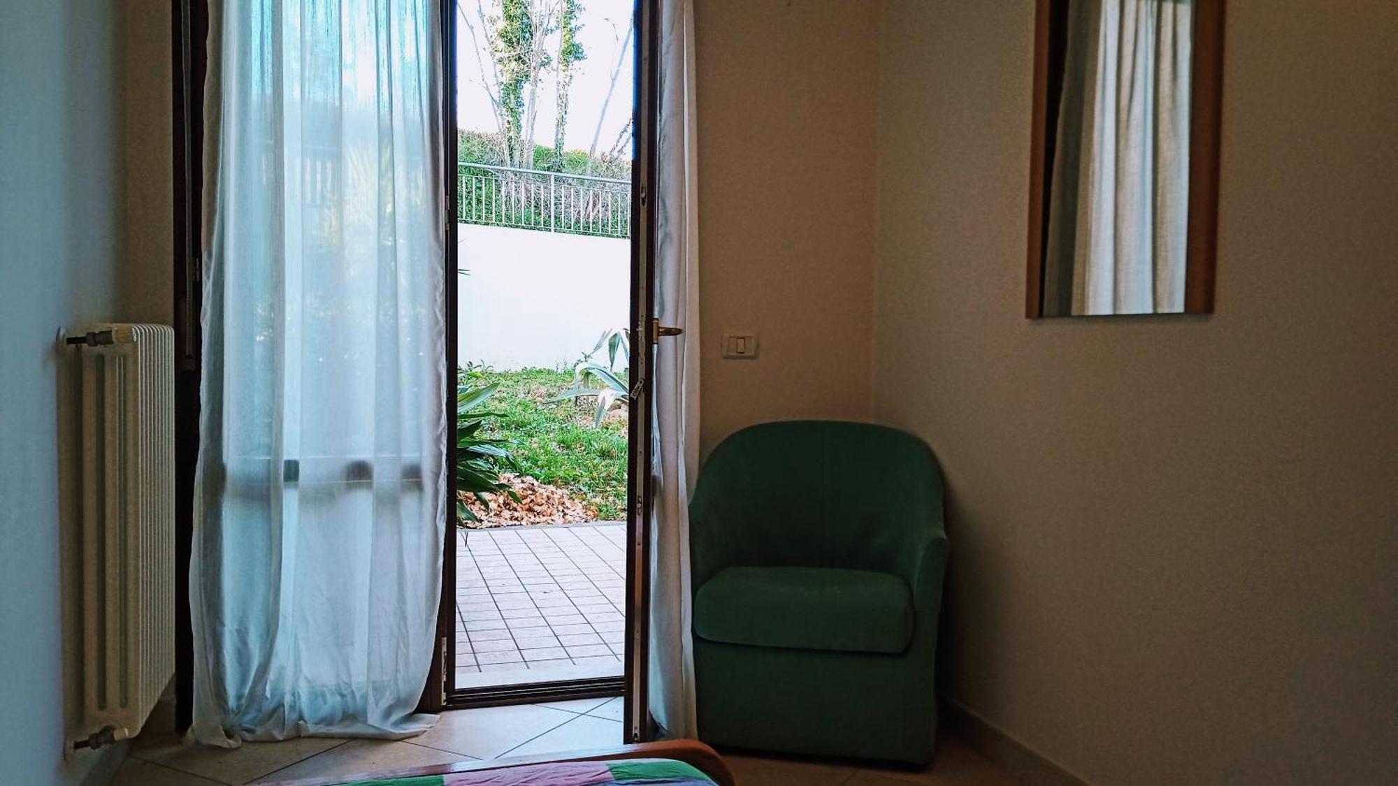 Appartamento Che Vista! Affittacamere Mombaroccio Dış mekan fotoğraf